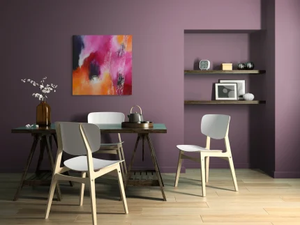 Fine Art Print „Think Pink“ von Elisabeth Suter in einer KAE-Raumdarstellung / Visualisierung – keine Kundenwohnung